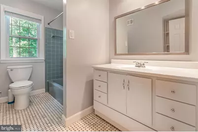 519 Woodland Court NW, Vienna, VA 22180 - Photo 11