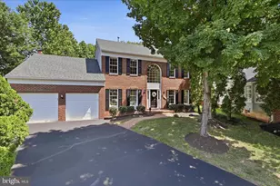 3801 Wheatgrain Ln, Fairfax, VA 22033 - Photo 3