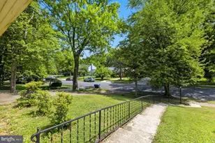1558 Mary Ellen Ct, McLean, VA 22101 - Photo 3