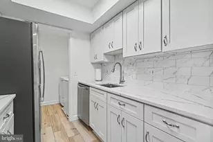 14800 Rydell Rd, Centreville, VA 20121 - Photo 9