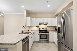 11397 Aristotle Dr, Fairfax, VA 22030 - Photo 3