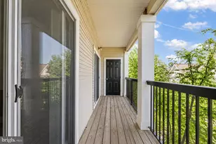 11397 Aristotle Dr, Fairfax, VA 22030 - Photo 15