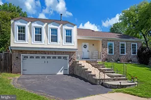 14404 Haystack Ct, Centreville, VA 20120 - Photo 5