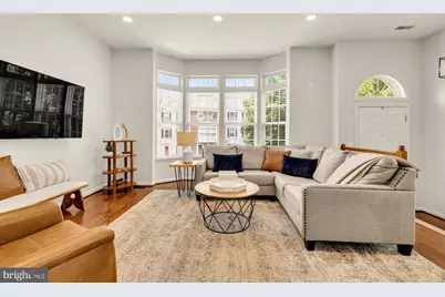 6747 Applemint Lane, Alexandria, VA 22310 - Photo 9