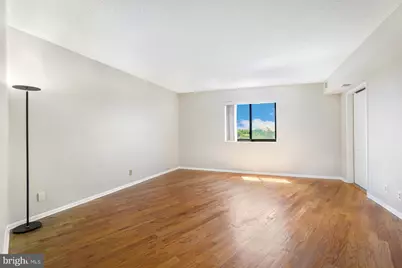 5904 Mount Eagle Drive #614, Alexandria, VA 22303 - Photo 19