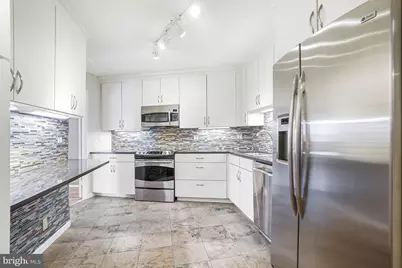 5904 Mount Eagle Drive #614, Alexandria, VA 22303 - Photo 13