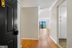 5904 Mt Eagle Dr, Alexandria, VA 22303 - Photo 3