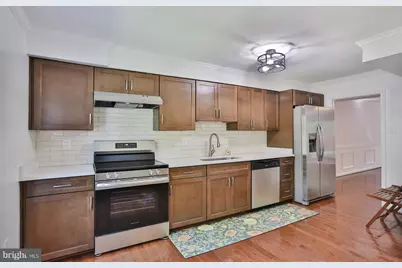 2402 Windbreak Drive, Alexandria, VA 22306 - Photo 5