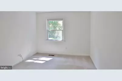 2402 Windbreak Drive, Alexandria, VA 22306 - Photo 13