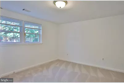 2402 Windbreak Drive, Alexandria, VA 22306 - Photo 15