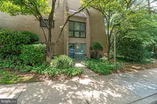 11617 Windbluff Ct, Reston, VA 20191 - Photo 43