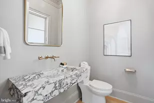 5840 Hilldon St, McLean, VA 22101 - Photo 9