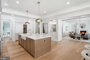 5840 Hilldon St, McLean, VA 22101 - Photo 25