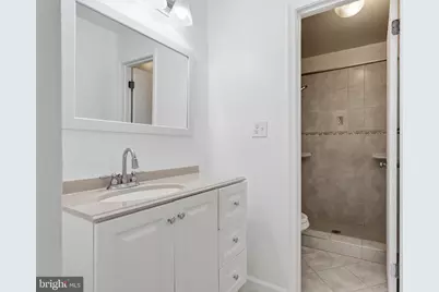 5872 Kara Place, Burke, VA 22015 - Photo 19
