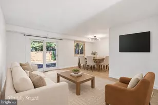 5872 Kara Pl, Burke, VA 22015 - Photo 1