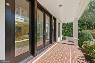 2850 Rosemary Ln, Falls Church, VA 22042 - Photo 5