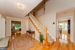6200 Homespun Ln, Falls Church, VA 22044 - Photo 11