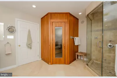6200 Homespun Lane, Falls Church, VA 22044 - Photo 37