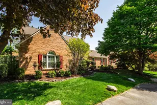 6200 Homespun Ln, Falls Church, VA 22044 - Photo 3
