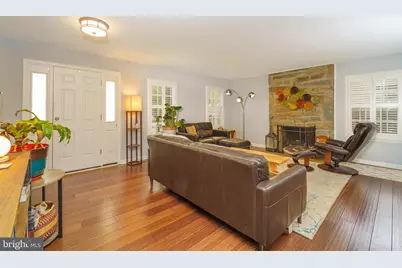 6224 Capella Avenue, Burke, VA 22015 - Photo 3