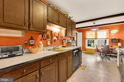 5730 Thomas Edison Court, Alexandria, VA 22310 - Photo 9