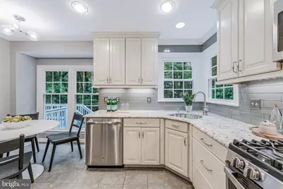 11634 Springhouse Place, Reston, VA 20194 - Photo 9