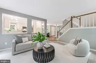 11634 Springhouse Pl, Reston, VA 20194 - Photo 19