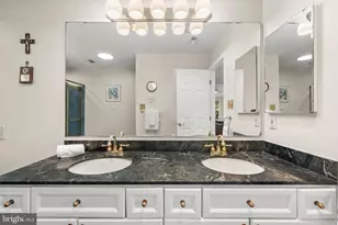 2752 St Elliott Ct, Alexandria, VA 22306 - Photo 51