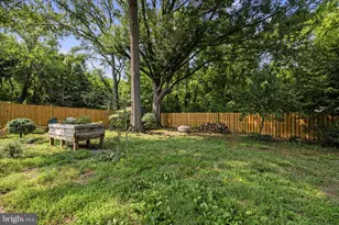 2752 St Elliott Ct, Alexandria, VA 22306 - Photo 75