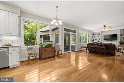 2752 Saint Elliott Court, Alexandria, VA 22306 - Photo 25