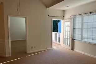 12451 Hayes Ct, Fairfax, VA 22033 - Photo 5