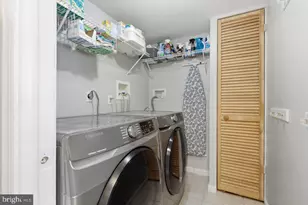 6812 Lamp Post Ln, Alexandria, VA 22306 - Photo 35
