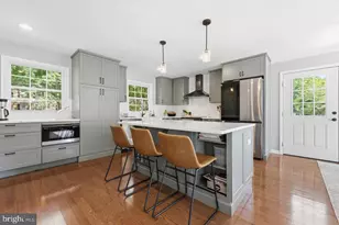 6812 Lamp Post Ln, Alexandria, VA 22306 - Photo 11