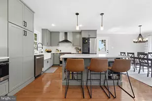 6812 Lamp Post Ln, Alexandria, VA 22306 - Photo 9
