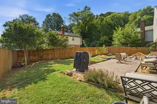 6812 Lamp Post Ln, Alexandria, VA 22306 - Photo 39
