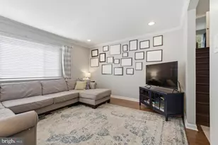 6812 Lamp Post Ln, Alexandria, VA 22306 - Photo 7