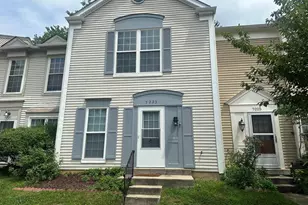 7223 Parson's Ct, Alexandria, VA 22306 - Photo 1