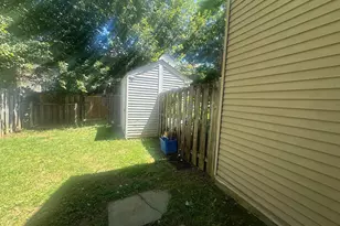7223 Parson's Ct, Alexandria, VA 22306 - Photo 3
