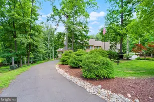 431 Olympia Way, Great Falls, VA 22066 - Photo 5