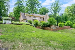431 Olympia Way, Great Falls, VA 22066 - Photo 97