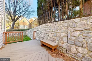 9161 Finnegan St, Lorton, VA 22079 - Photo 25