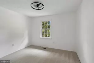 5706 Oak Apple Ct, Burke, VA 22015 - Photo 33