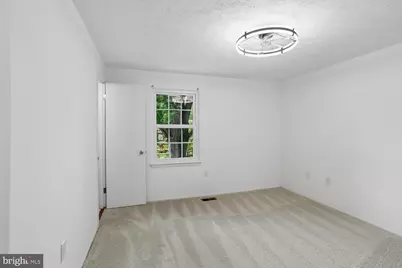 5706 Oak Apple Court, Burke, VA 22015 - Photo 27
