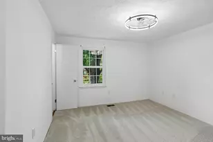 5706 Oak Apple Ct, Burke, VA 22015 - Photo 27