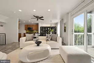 12849 Fair Briar Ln, Fairfax, VA 22033 - Photo 11