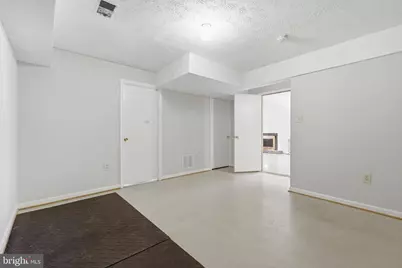 8031 Sleepy View Lane, Springfield, VA 22153 - Photo 37