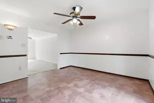 8031 Sleepy View Ln, Springfield, VA 22153 - Photo 15