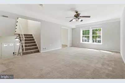 8031 Sleepy View Lane, Springfield, VA 22153 - Photo 9