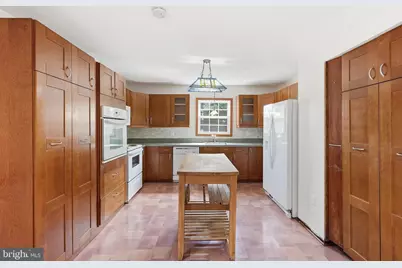 8031 Sleepy View Lane, Springfield, VA 22153 - Photo 21