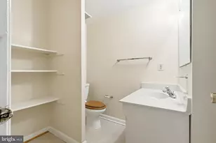 8031 Sleepy View Ln, Springfield, VA 22153 - Photo 39